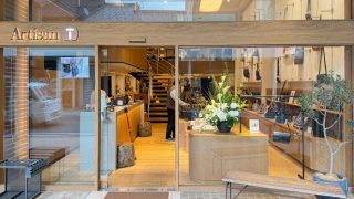 豊岡鞄  旗艦店での取り扱い開始。